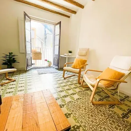 Unik Vacation El Palau דירה